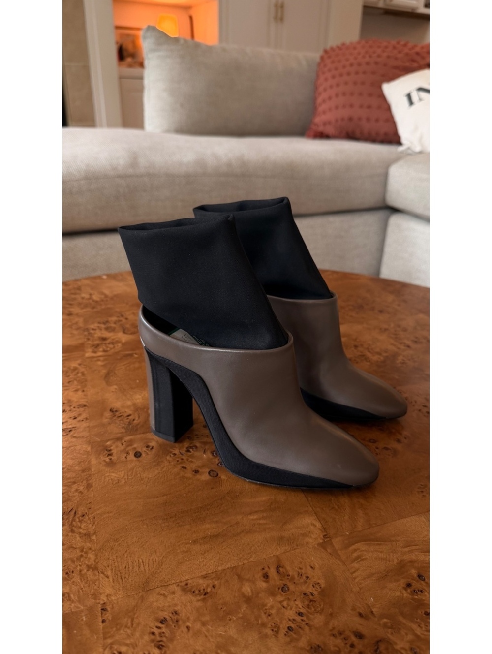 Via Spiga Women's Brown and Black Leather Ankle Boots Size 5